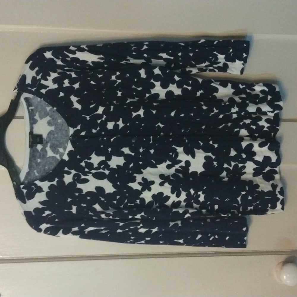 Anne Taylor Cotton sweater. Size L